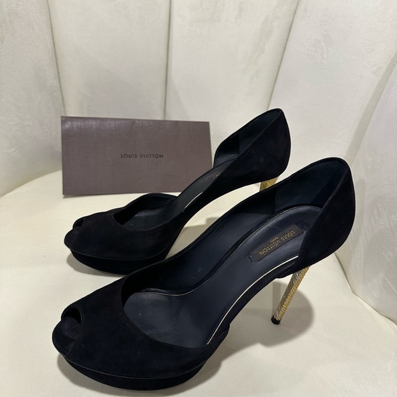 Louis Vouitton Heels with reciept - Picture 1 of 5